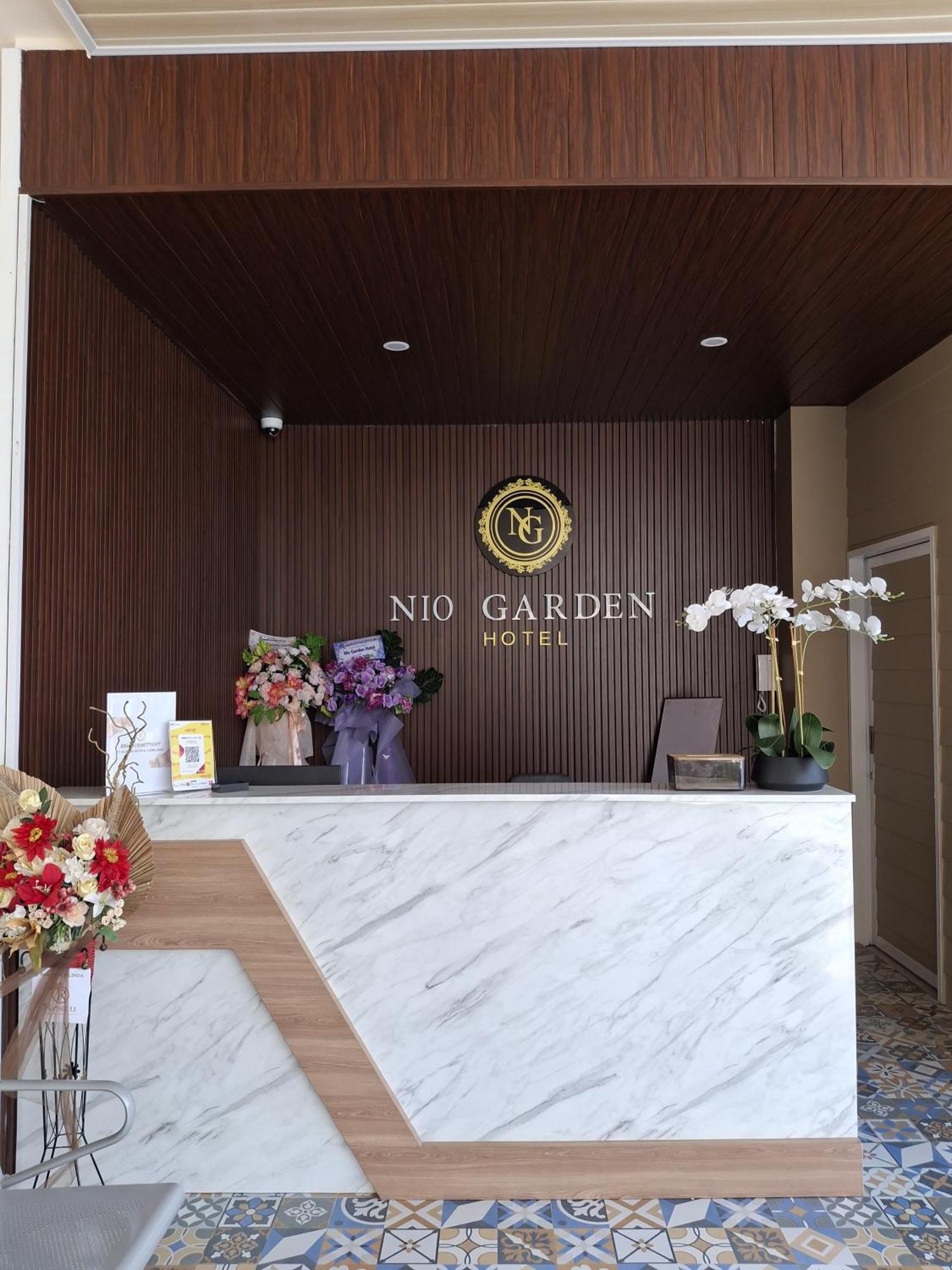 Nio Garden Hotel Sumbawa Exterior foto